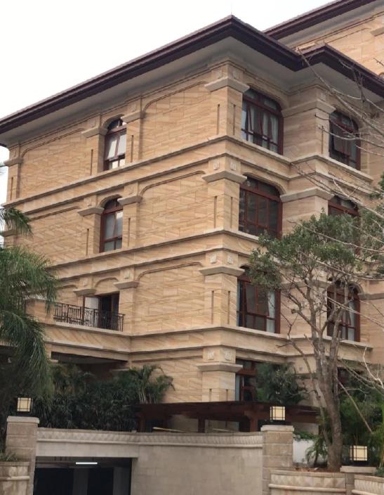 GRC仿砂巖掛板的價(jià)格是多少？永宏grc廠(chǎng)家來(lái)解答