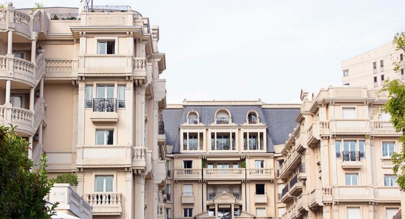 外墻GRC線條：設(shè)計(jì)之魂，打造獨(dú)一無(wú)二別墅