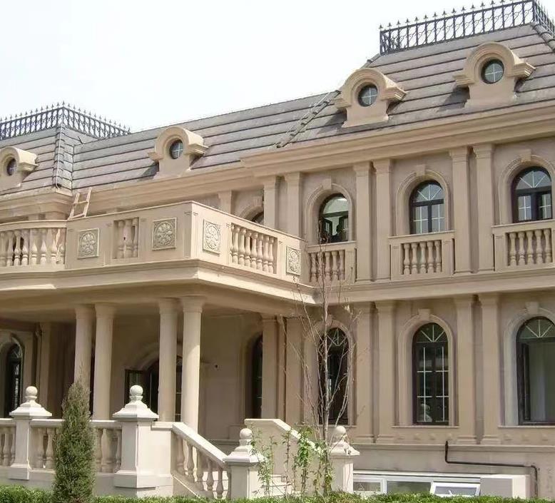 人造砂巖掛板線條安裝和GRC線條安裝有什么區(qū)別？